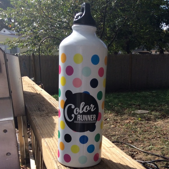 🆕Color Run cold drink canister with hook - Picture 4 of 5